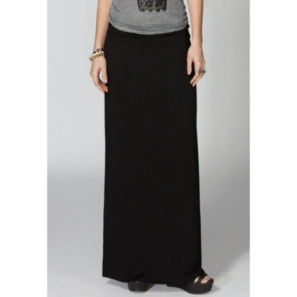 Tilly's Full Tilt Soft Black Maxi Skirt